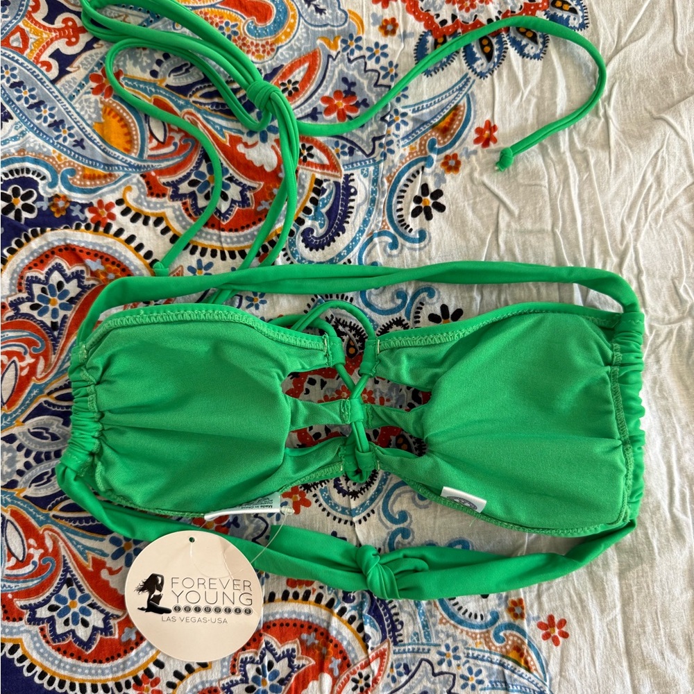 NWT Forever Young Vibrant Green Bikini Top - Picture 3 of 4